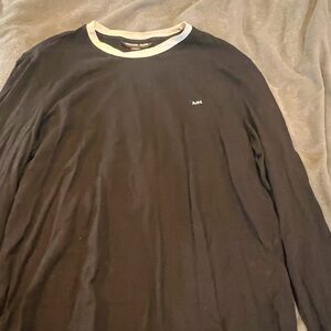 Michael Kors medium shirt in guc unisex